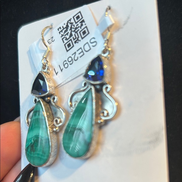 Malachite and Blue Sapphire Earrings - Picture 4 of 4